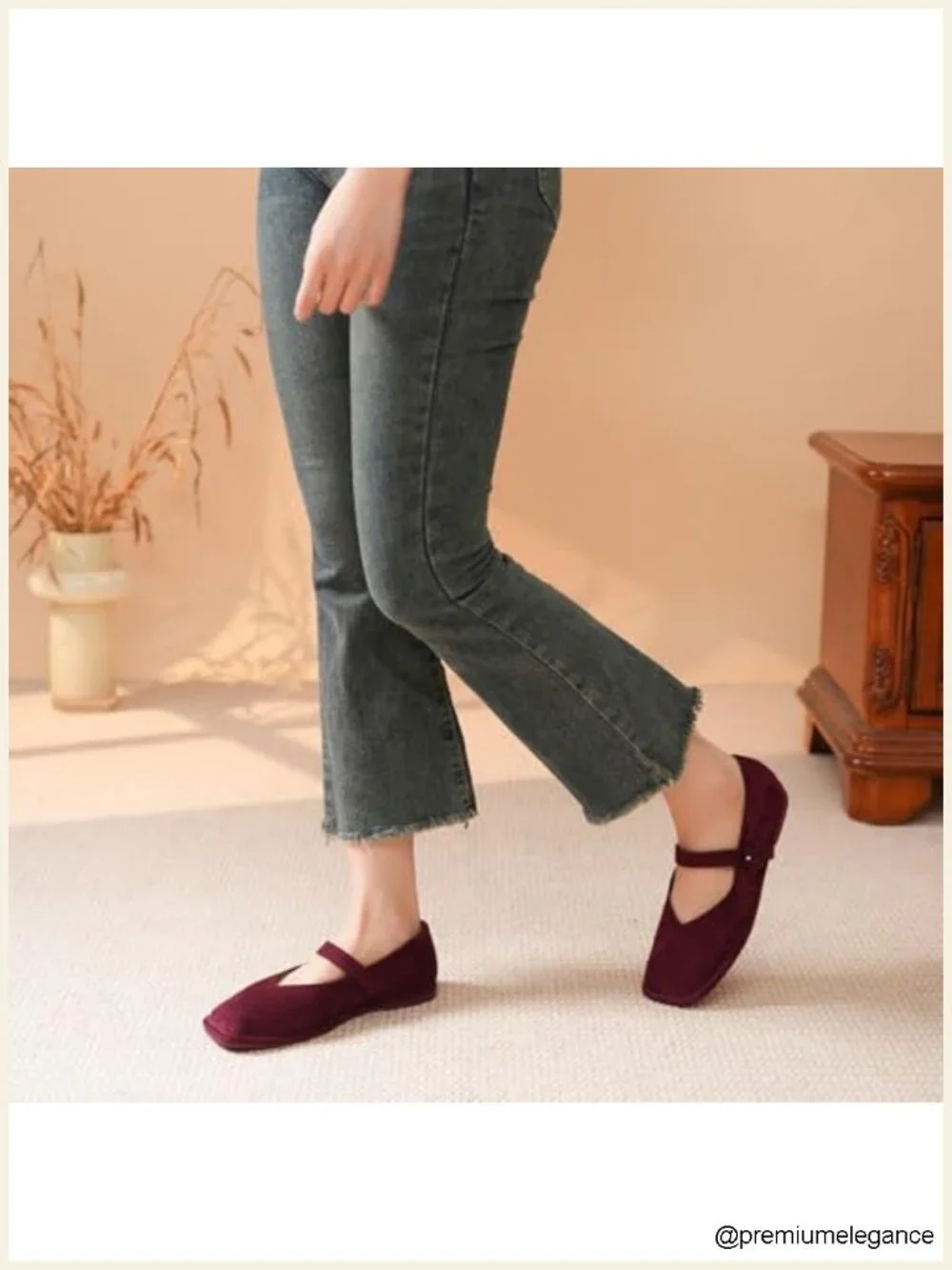 Elegant V-Cut Square Toe Mary Jane Flats with Adjustable Strap Ballet Shoes